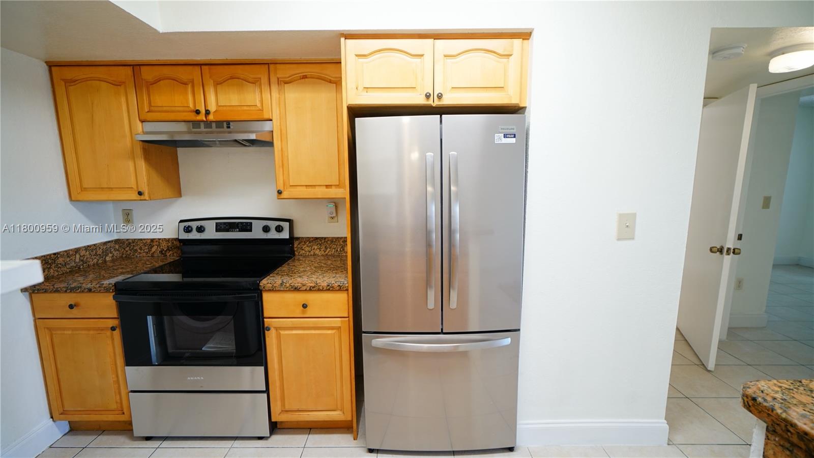 Listing Photo 7