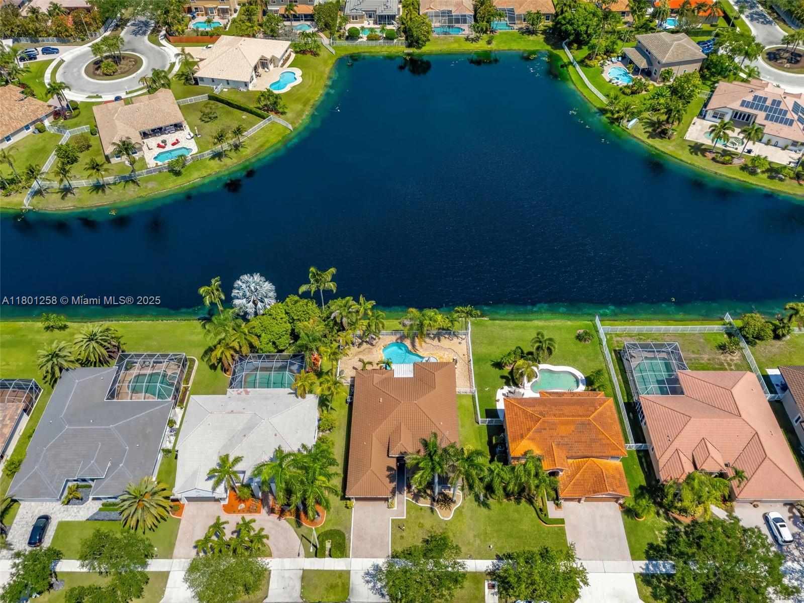 16343 Segovia Cir S, Pembroke Pines, Florida image 5