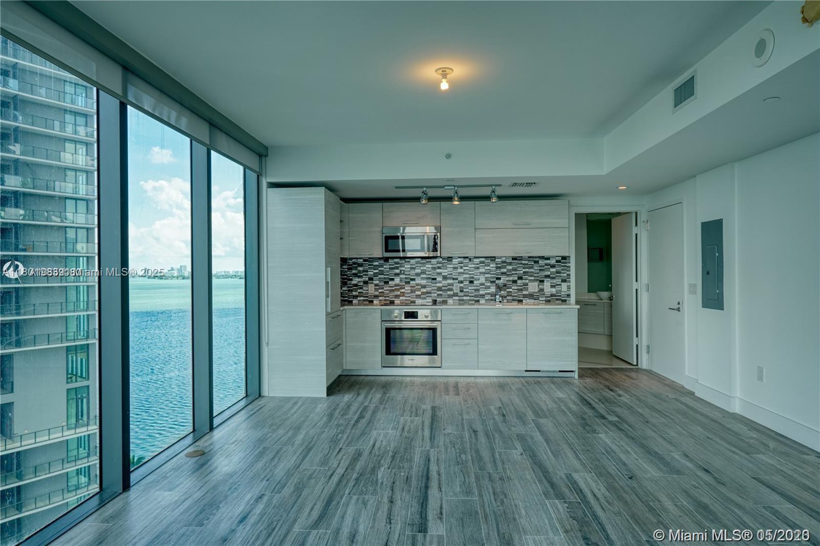 Condo for Rent in Miami, FL
