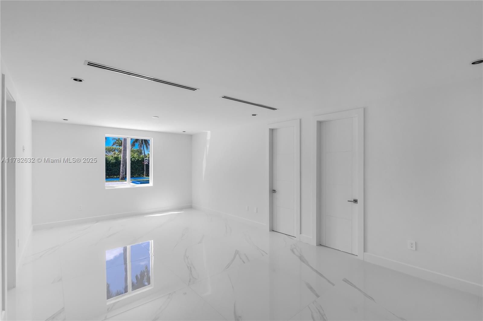 9928 NW 133rd St, Hialeah Gardens, Florida image 19