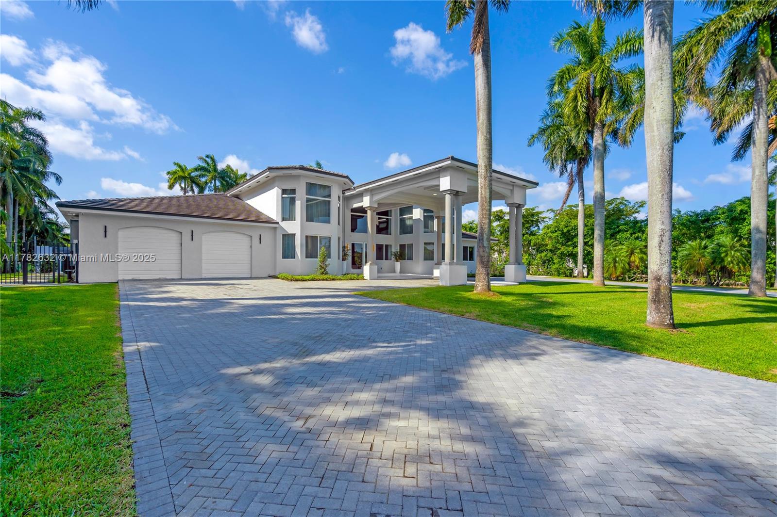 9928 NW 133rd St, Hialeah Gardens, Florida image 3