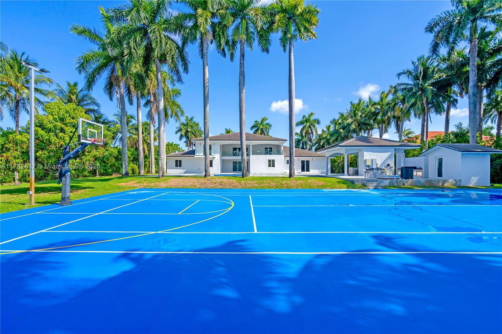 9928 NW 133rd St, Hialeah Gardens, Florida image 36