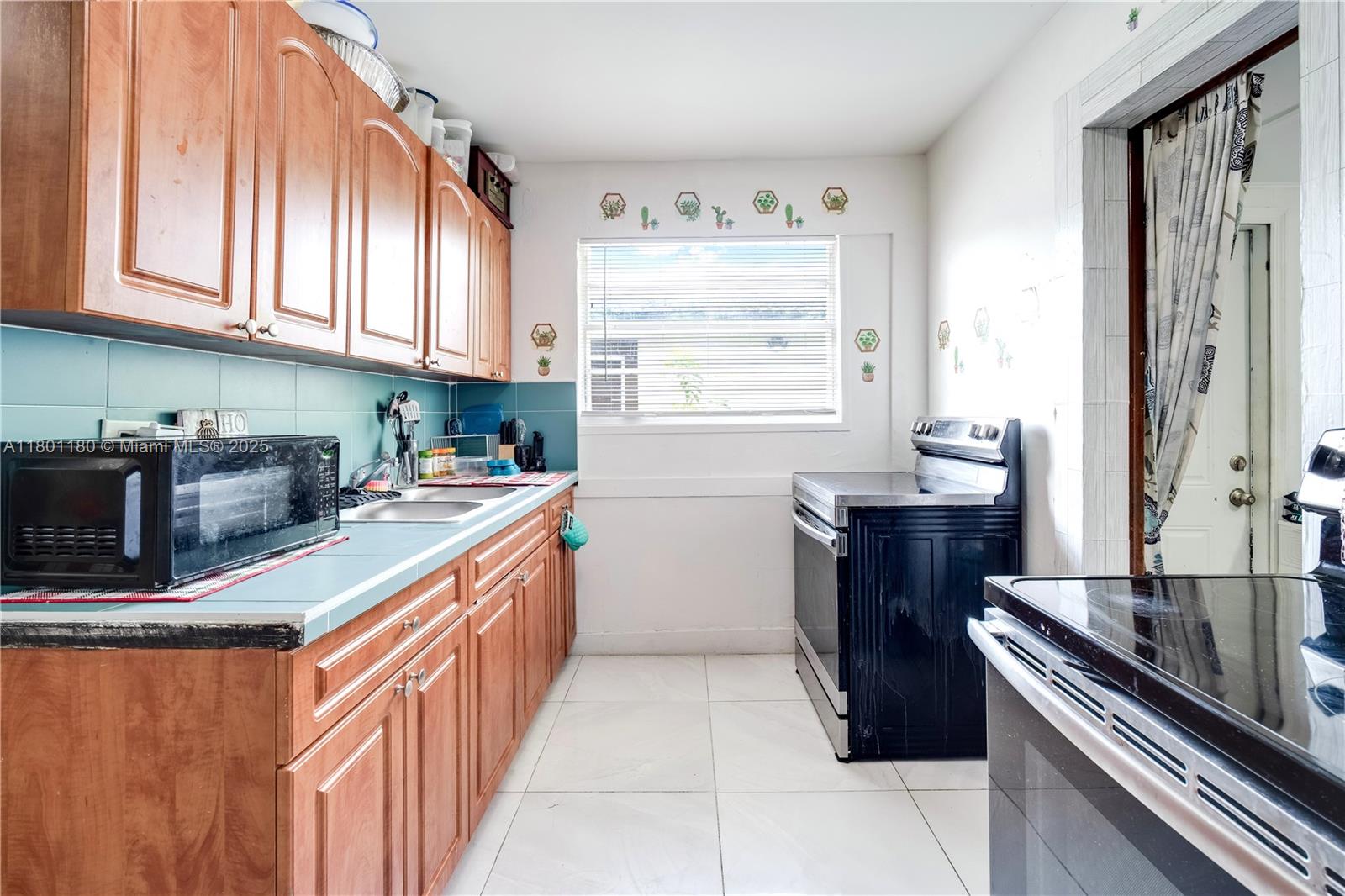 3050 NW 22nd Ct, Miami, Florida image 23