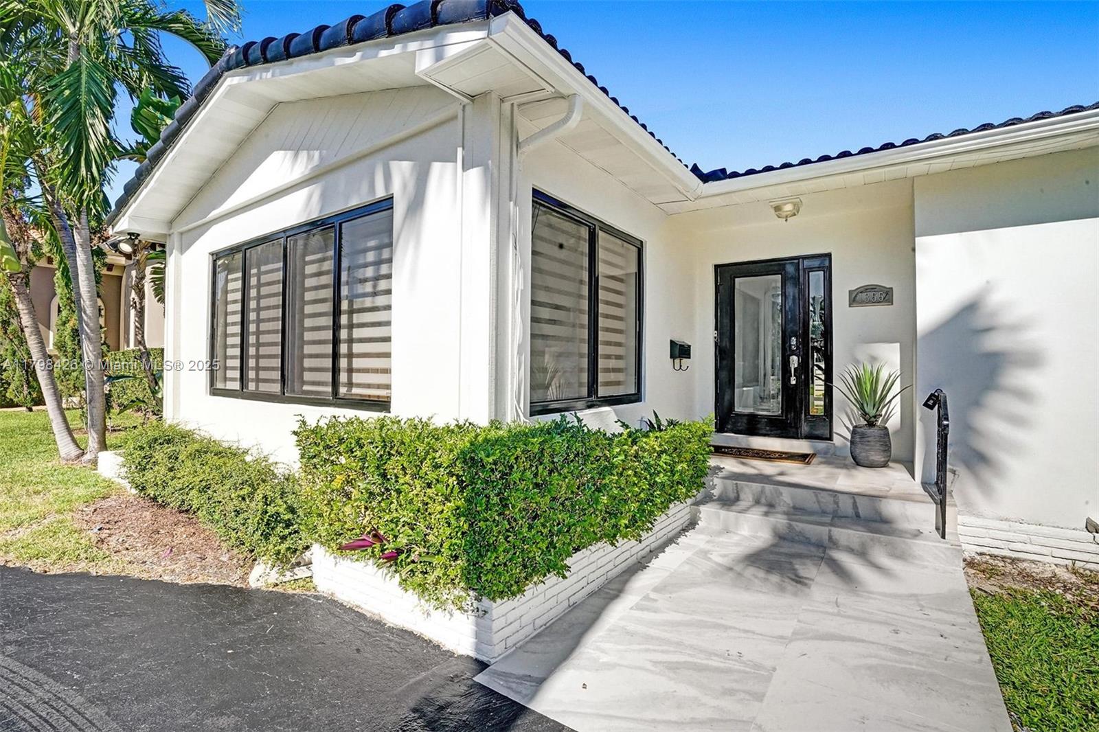1355 Madison St, Hollywood, Florida image 2