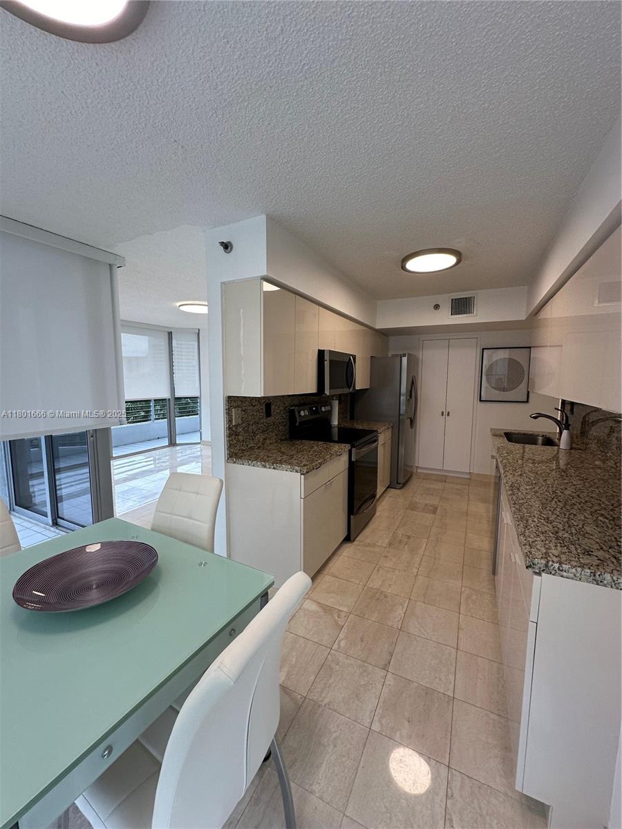 3600 N Mystic Pointe Dr #707, Aventura FL 33180