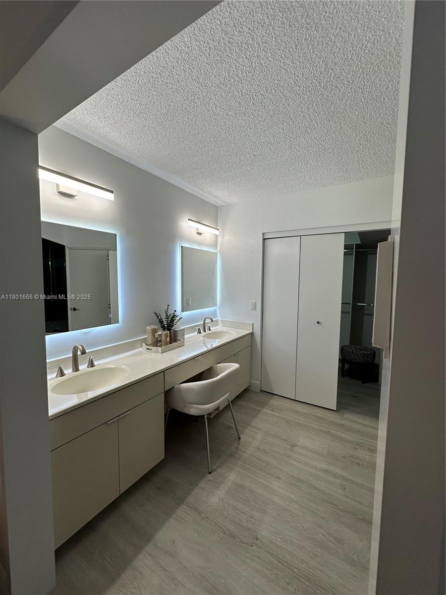 3600 N Mystic Pointe Dr #707, Aventura FL 33180