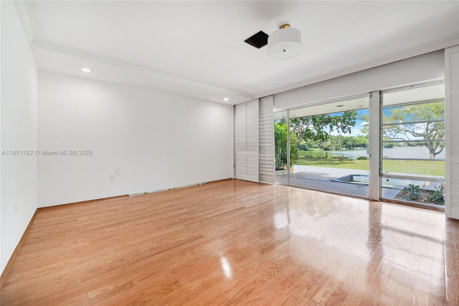 9000 School House Rd, Coral Gables, Florida image 18