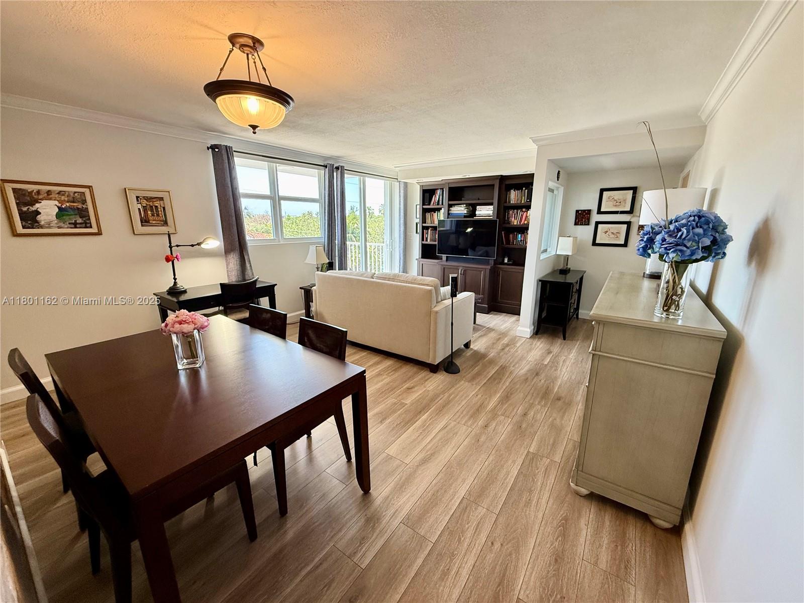 16518 NE 26th Ave #405, North Miami Beach, Florida image 4