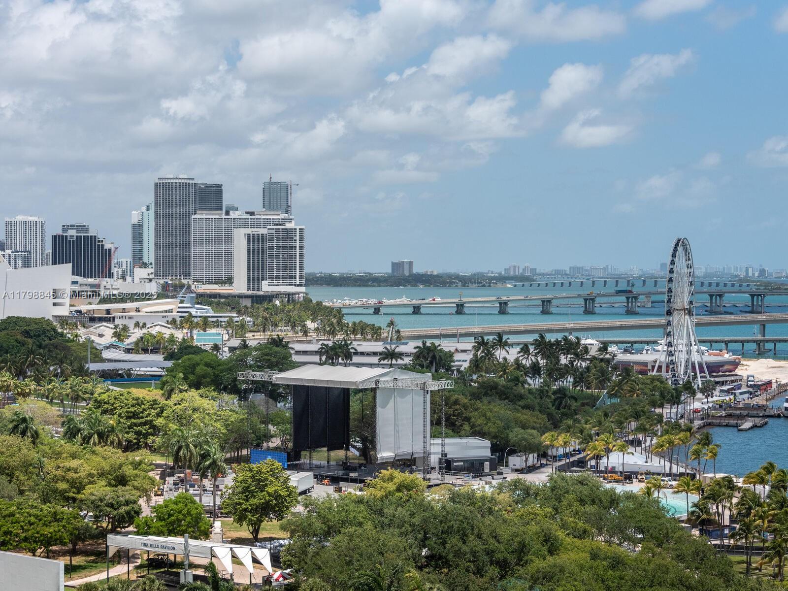 325 S Biscayne Blvd #1624, Miami FL 33131