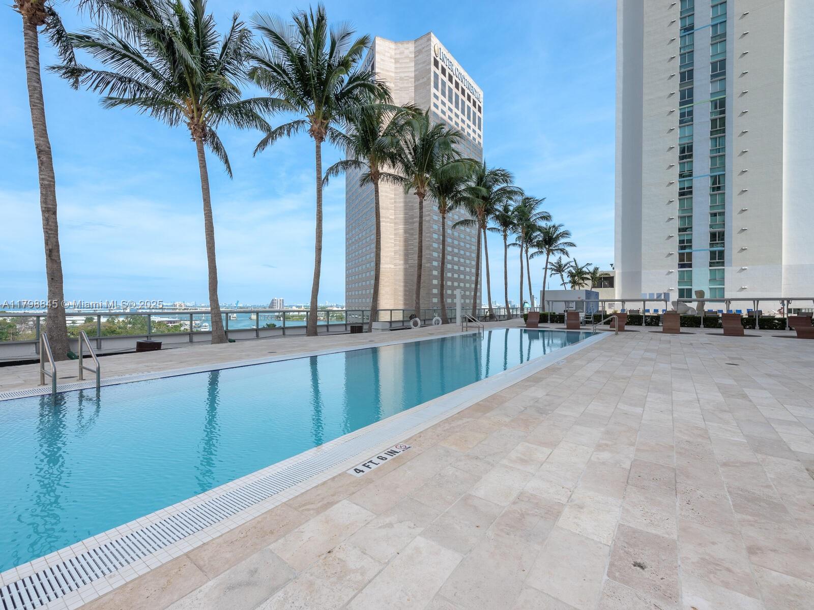 325 S Biscayne Blvd #1624, Miami FL 33131