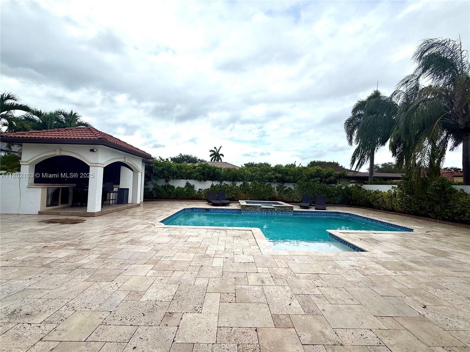 7841 NW 159th Ter, Miami Lakes, Florida image 1