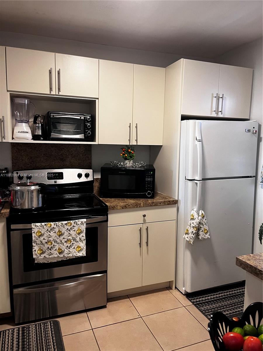 19715 SW 114th Ave #257, Miami, Florida image 2
