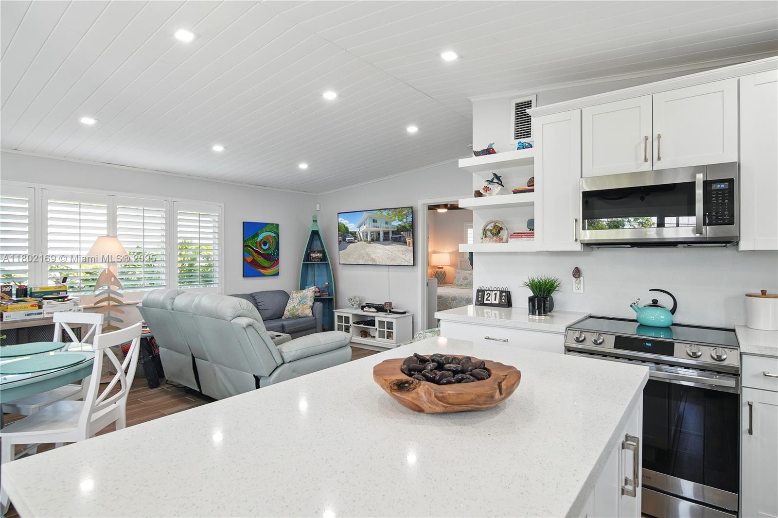 Property photo # 2
