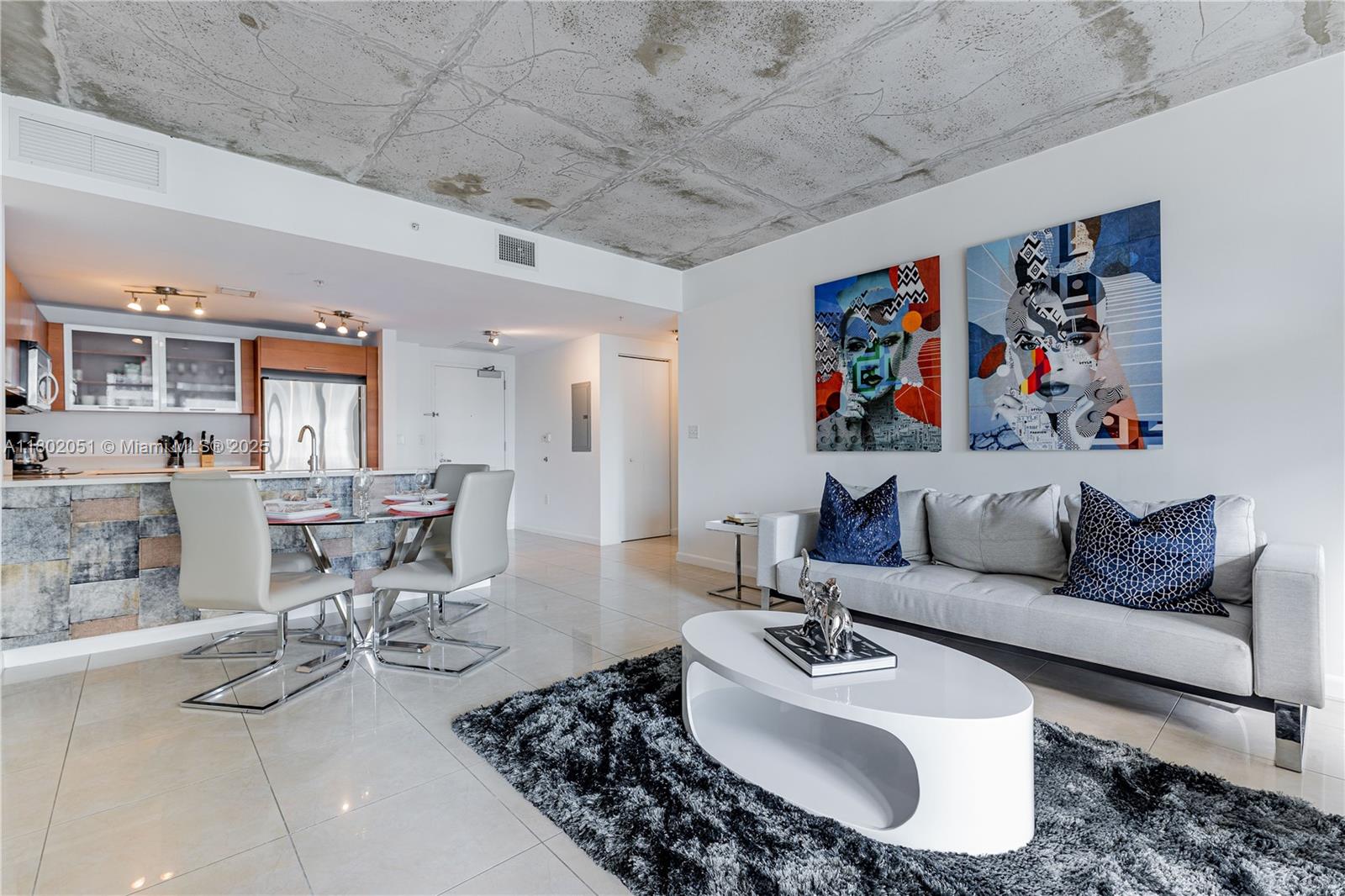 Condo for Sale in Miami, FL