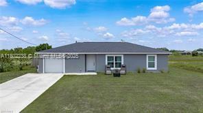 3086 E Briarwood Cir, La Belle, Florida image 1
