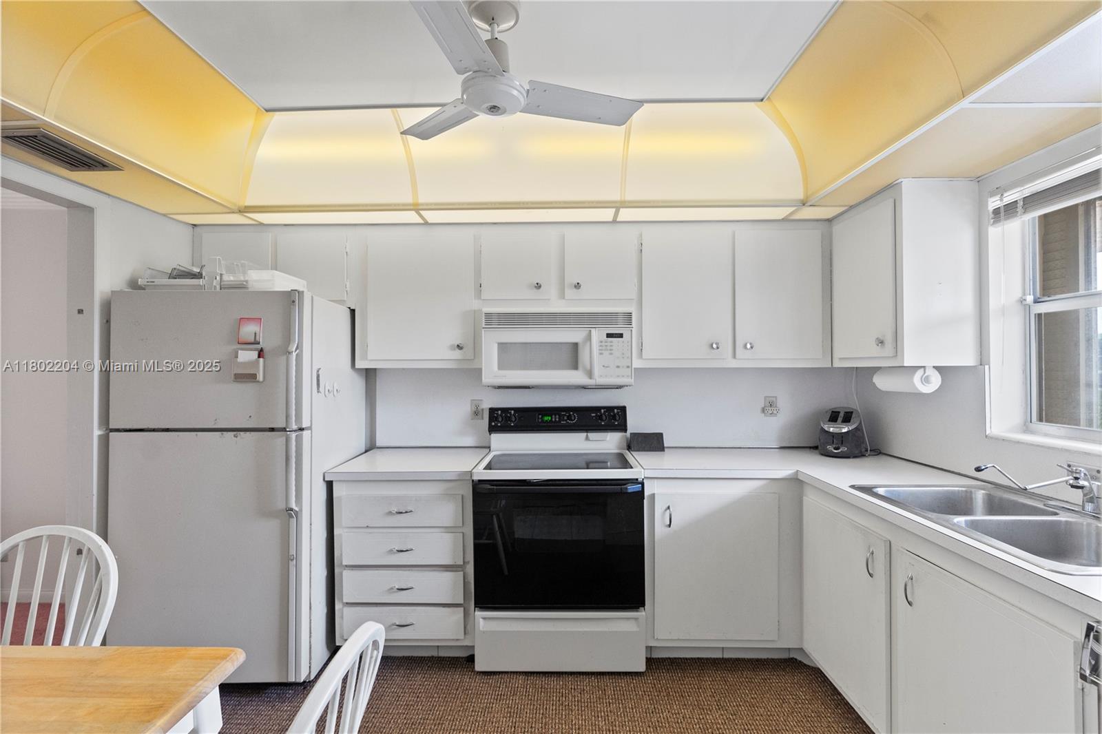700 SE 6th Ave #314, Deerfield Beach, Florida image 3
