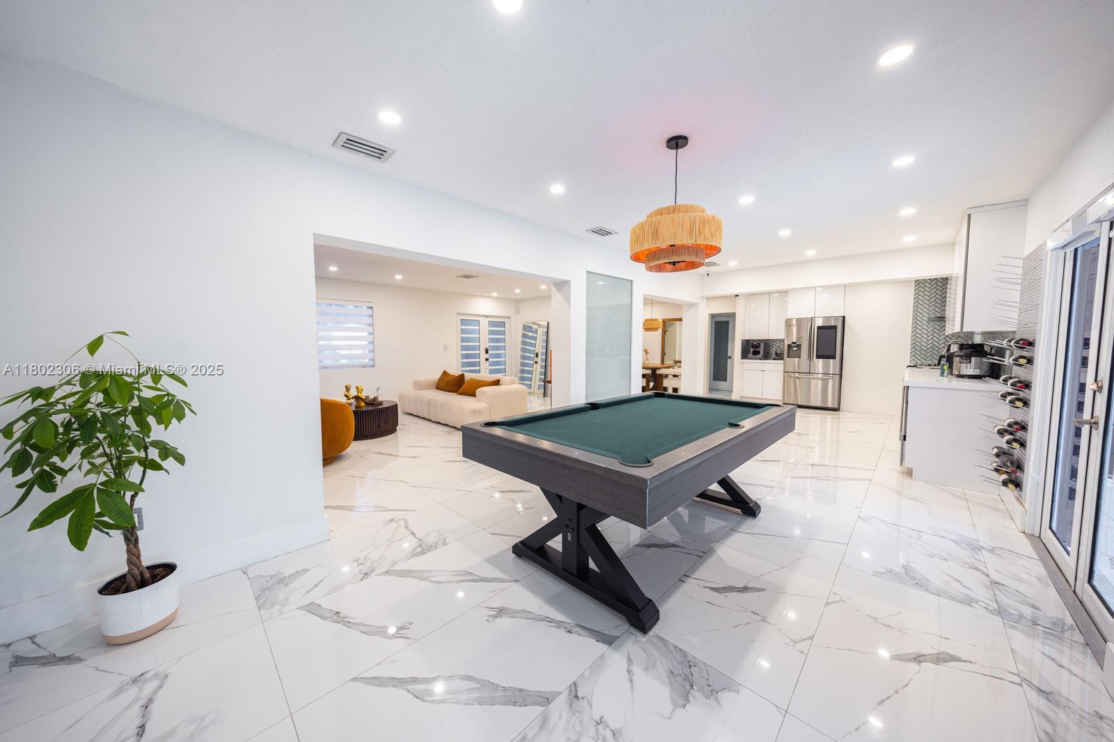 18250 NW 86th Ave, Hialeah, Florida image 9