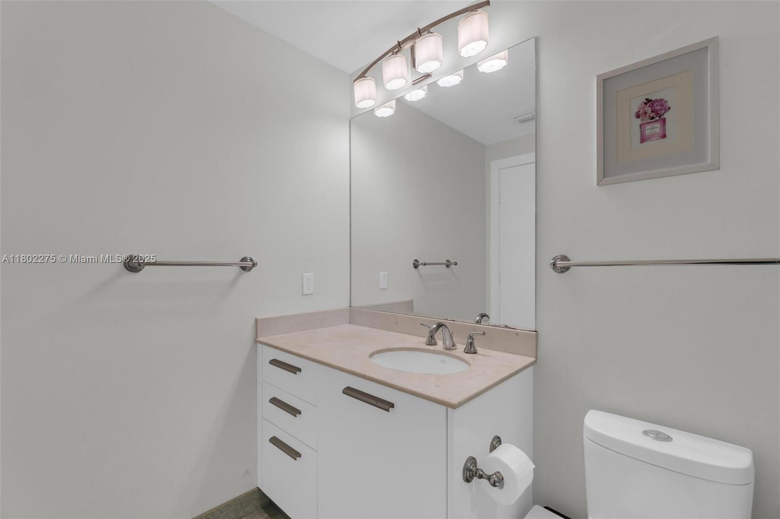 1060 Brickell Ave #615, Miami FL 33131
