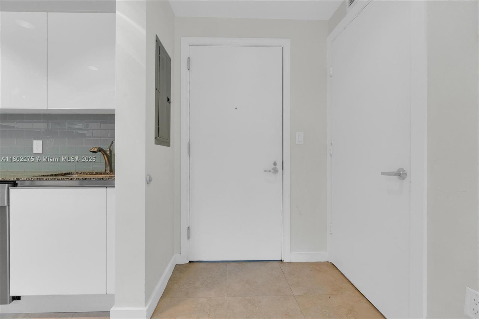 1060 Brickell Ave #615, Miami FL 33131