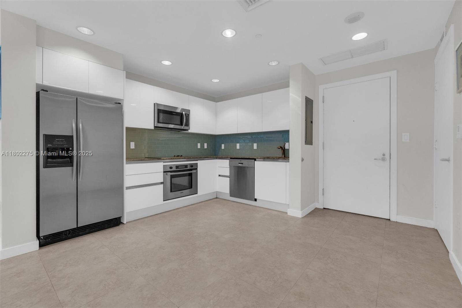 1060 Brickell Ave #615, Miami FL 33131