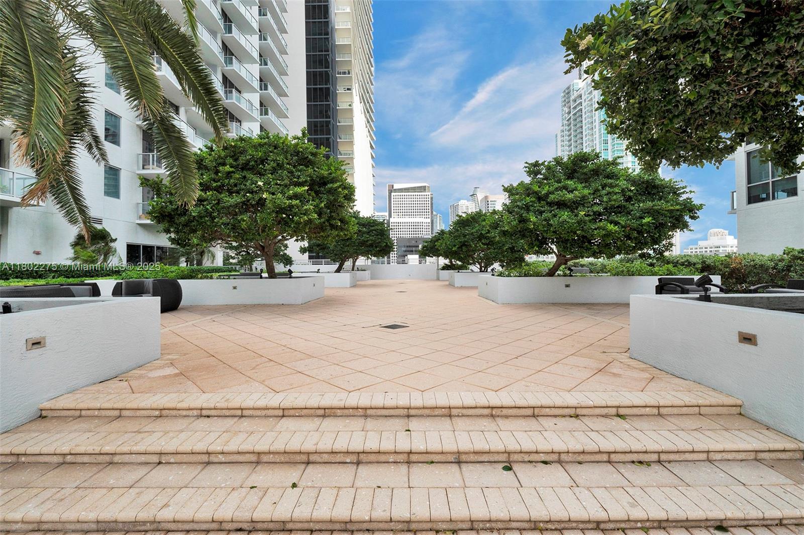 1060 Brickell Ave #615, Miami FL 33131