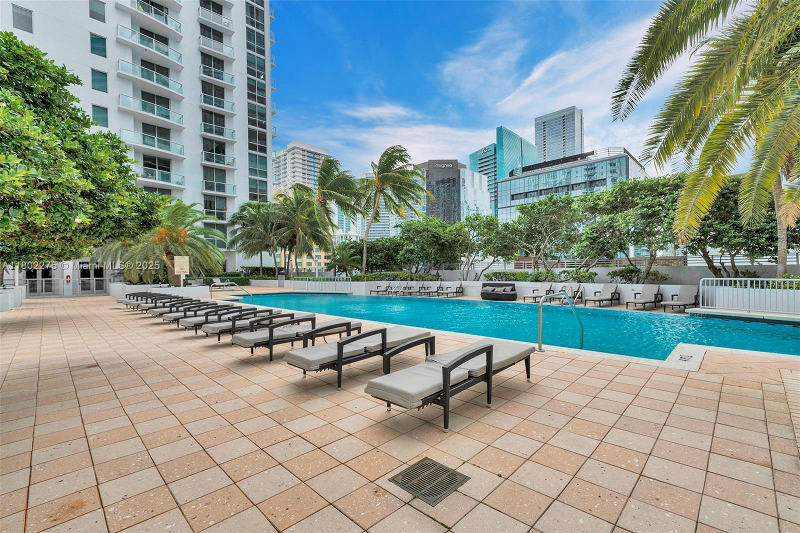 1060 Brickell Ave #615, Miami FL 33131