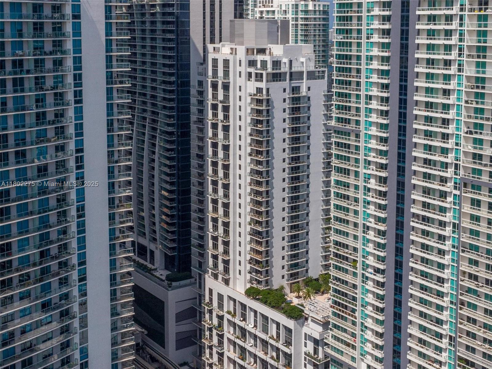 1060 Brickell Ave #615, Miami FL 33131