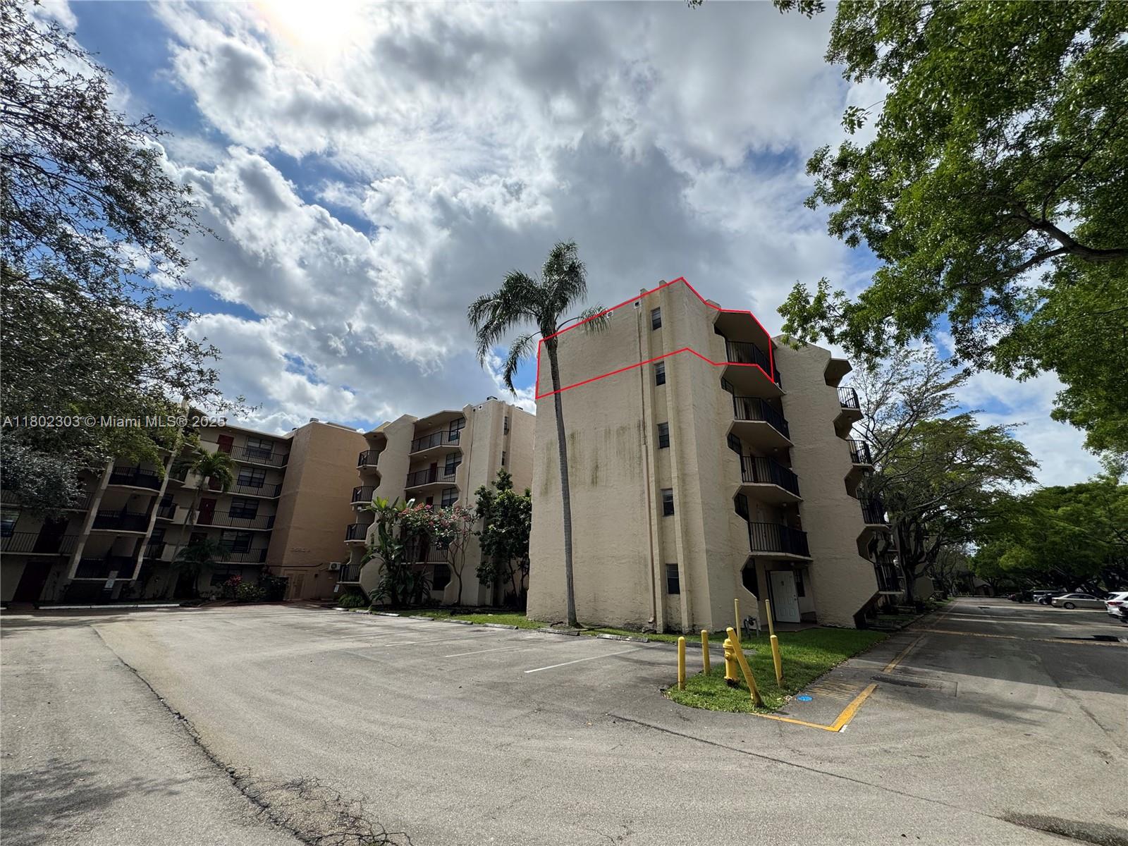 3550 Blue Lake Dr #501, Pompano Beach, Florida image 27