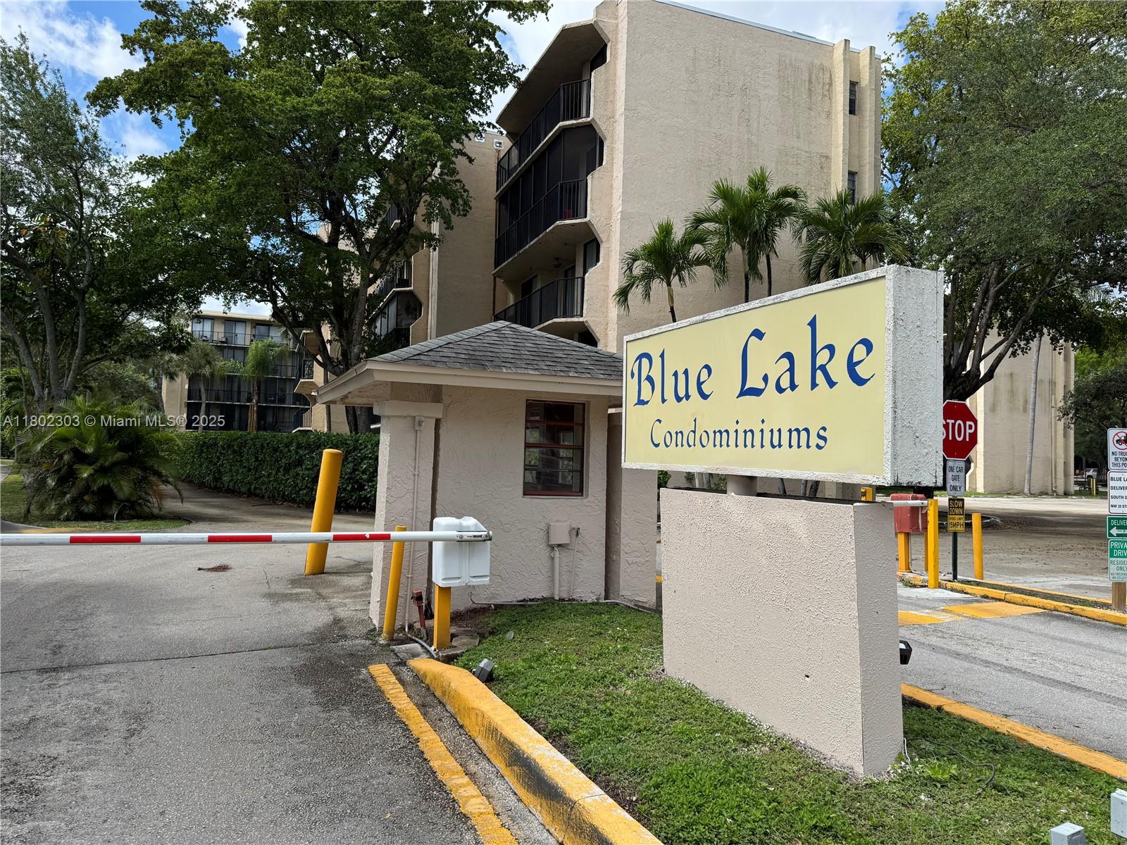 3550 Blue Lake Dr #501, Pompano Beach, Florida image 29
