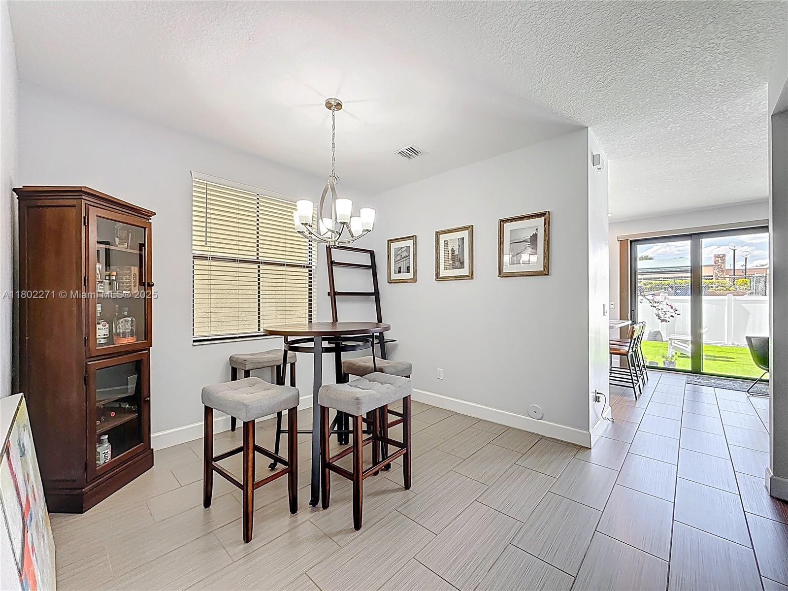 4961 NW 59th St, Tamarac, Florida image 5