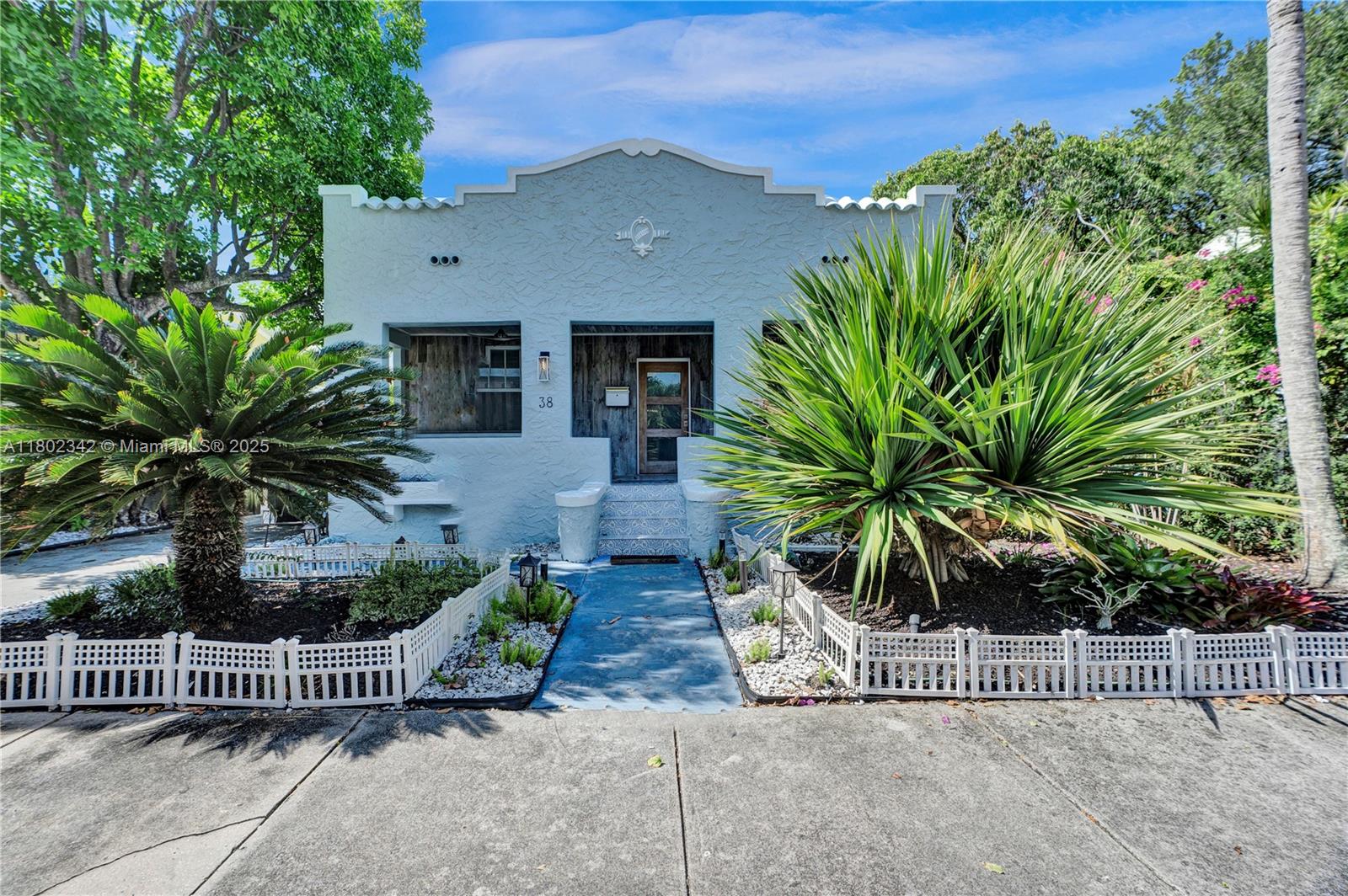 38 NW 47th Ter  For Sale A11802342, FL