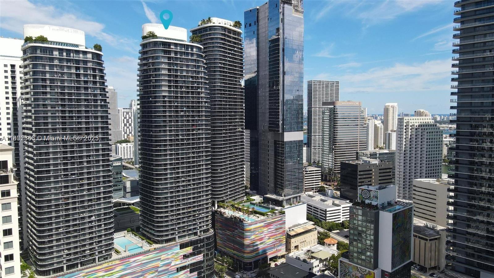 Apartamento para Alugar em Miami, FL