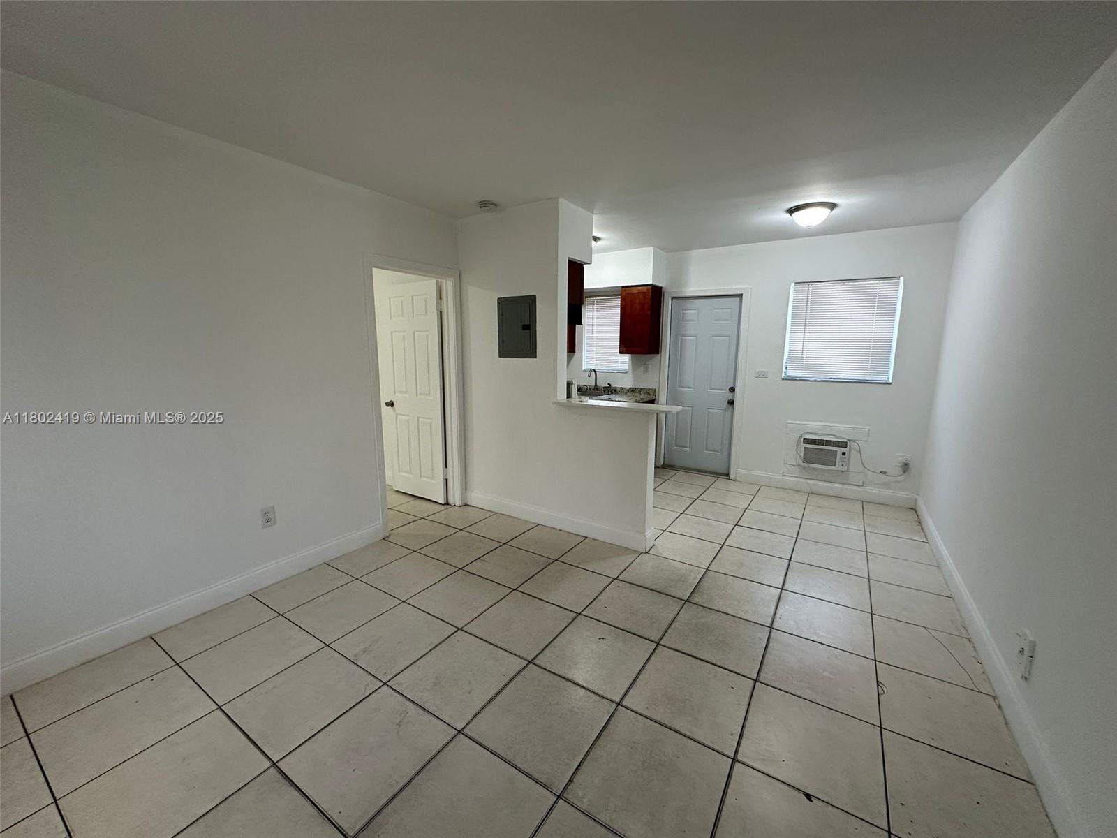 Property photo # 0