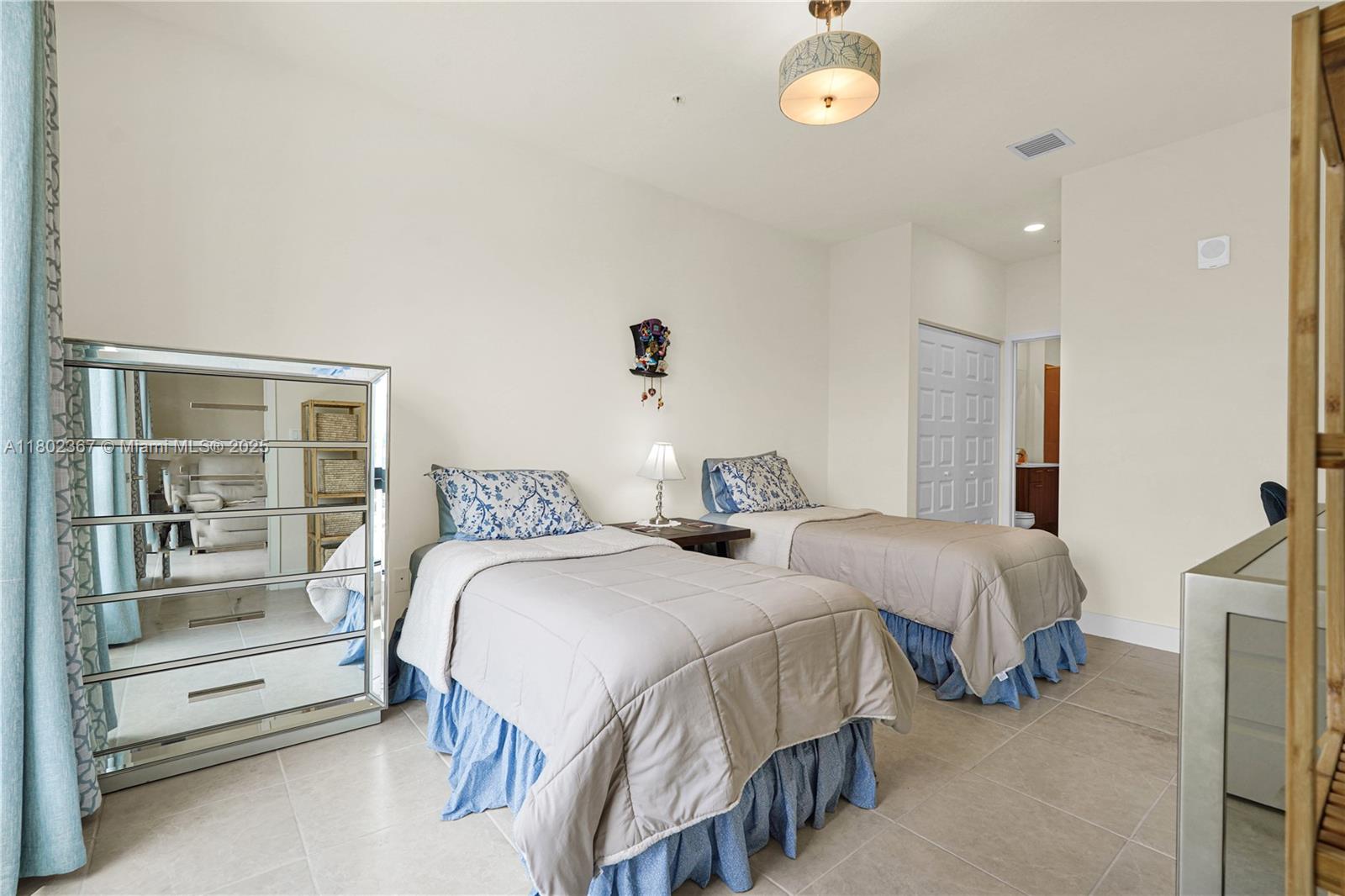 8301 NW 41st St #B-303, Doral, Florida image 24
