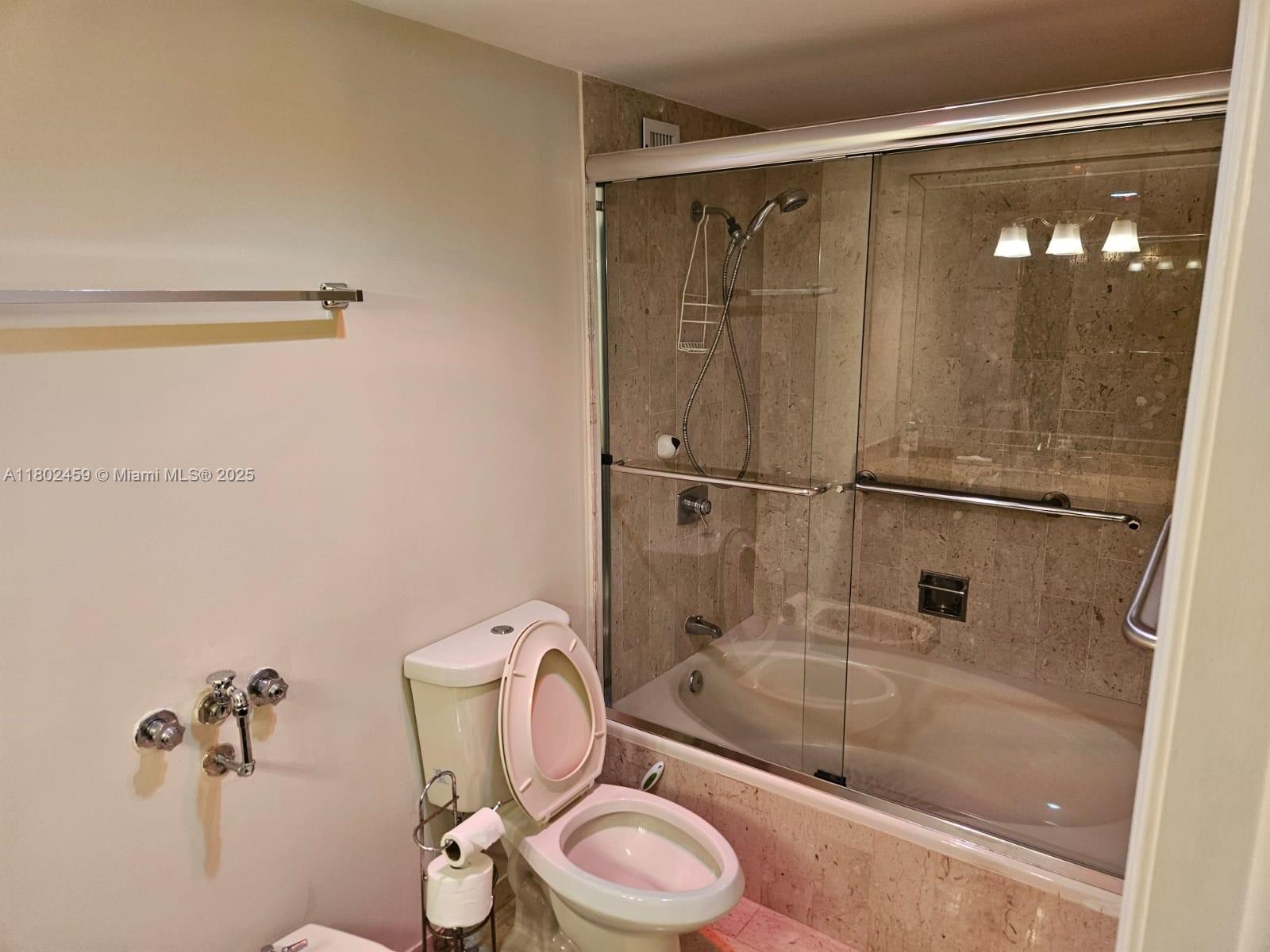 Listing Photo 18