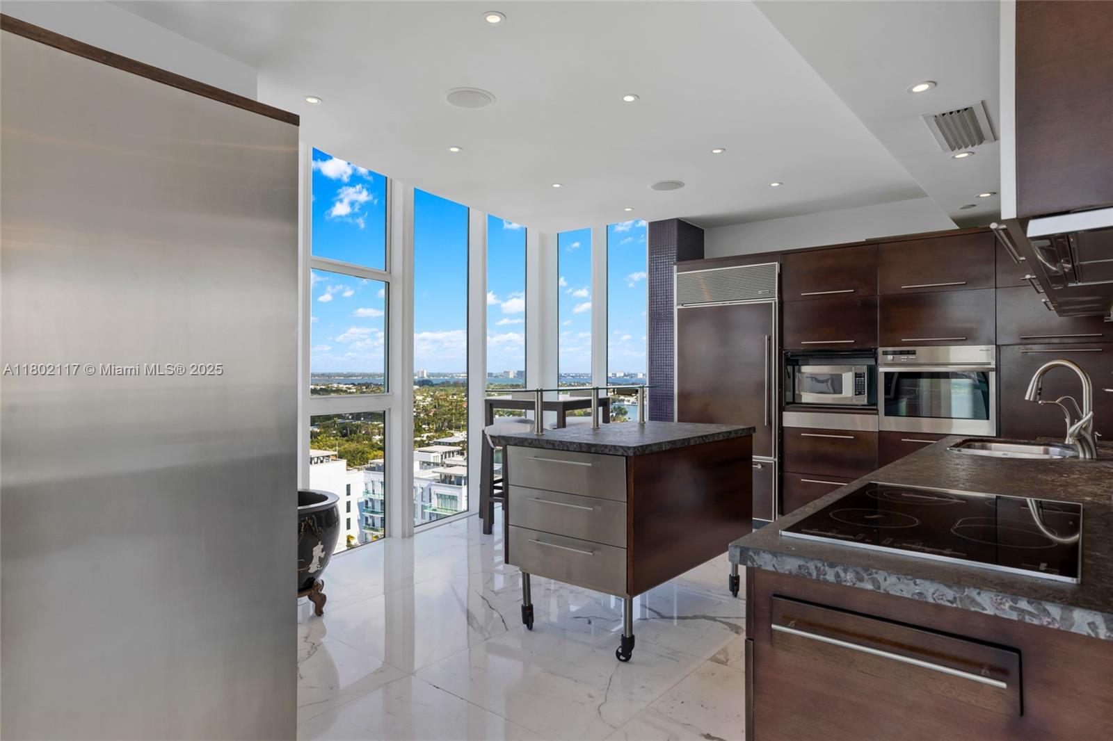 Property photo # 4