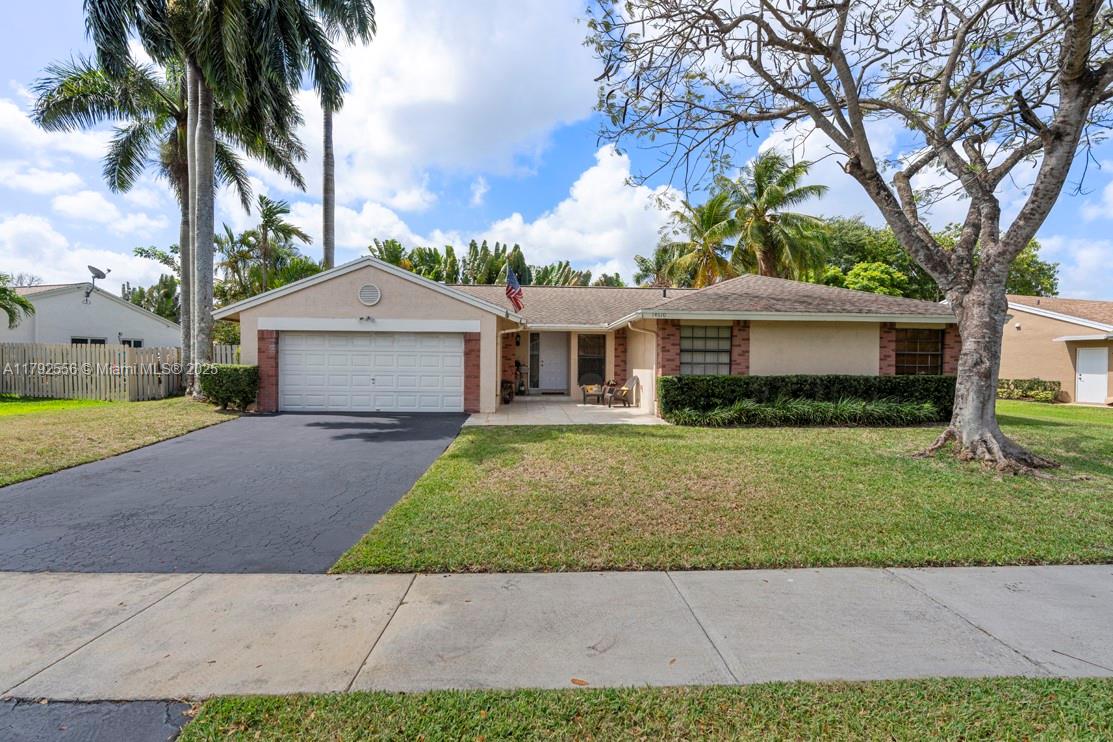 14610 Madison Pl, Davie, Florida image 1