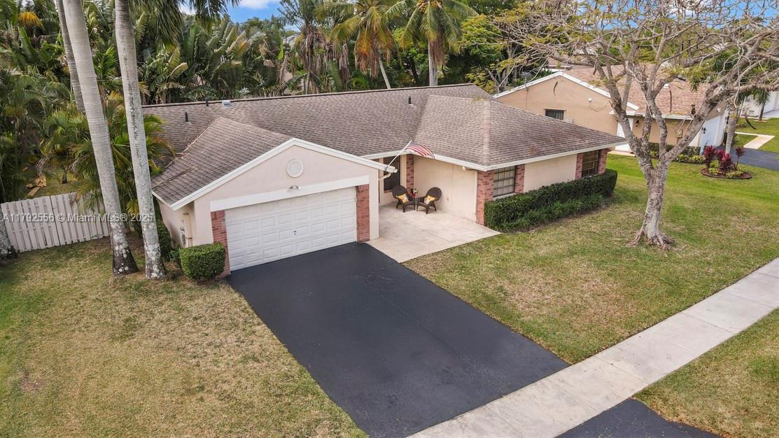 14610 Madison Pl, Davie, Florida image 2