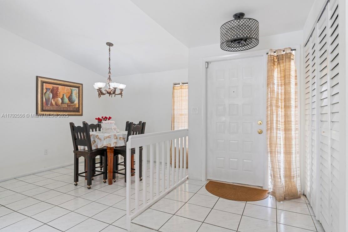 14610 Madison Pl, Davie, Florida image 6