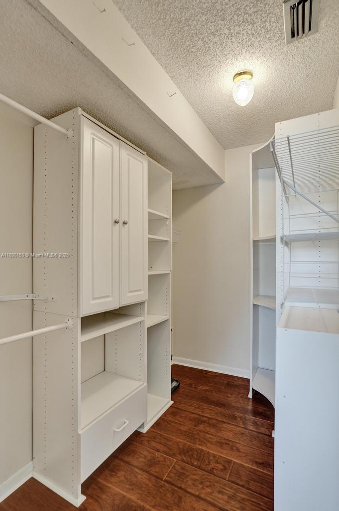 8465 Waterford Cir #8465, Tamarac, Florida image 30