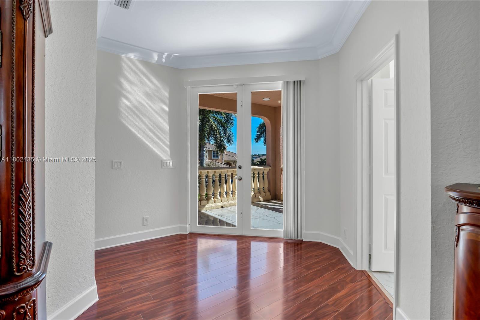 Listing Photo 18