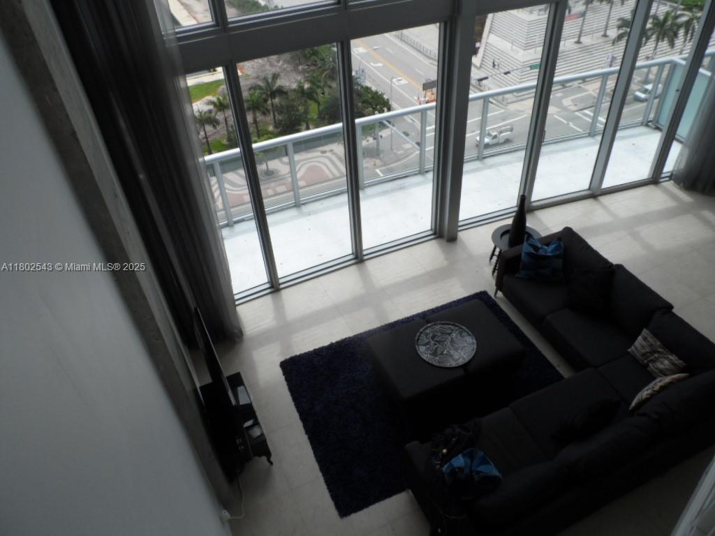888 Biscayne Blvd #1104, Miami FL 33132