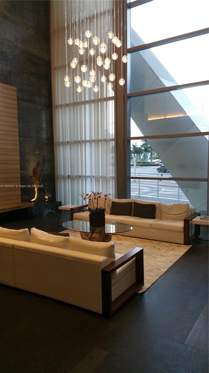 888 Biscayne Blvd #1104, Miami FL 33132
