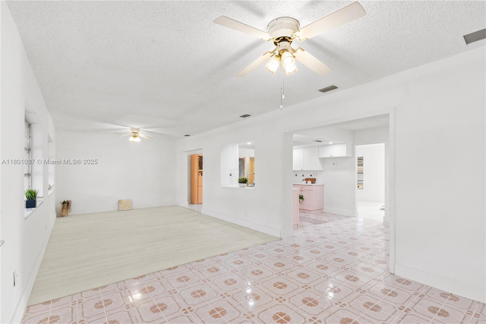 5706 NW 81st Ave, Tamarac, Florida image 24