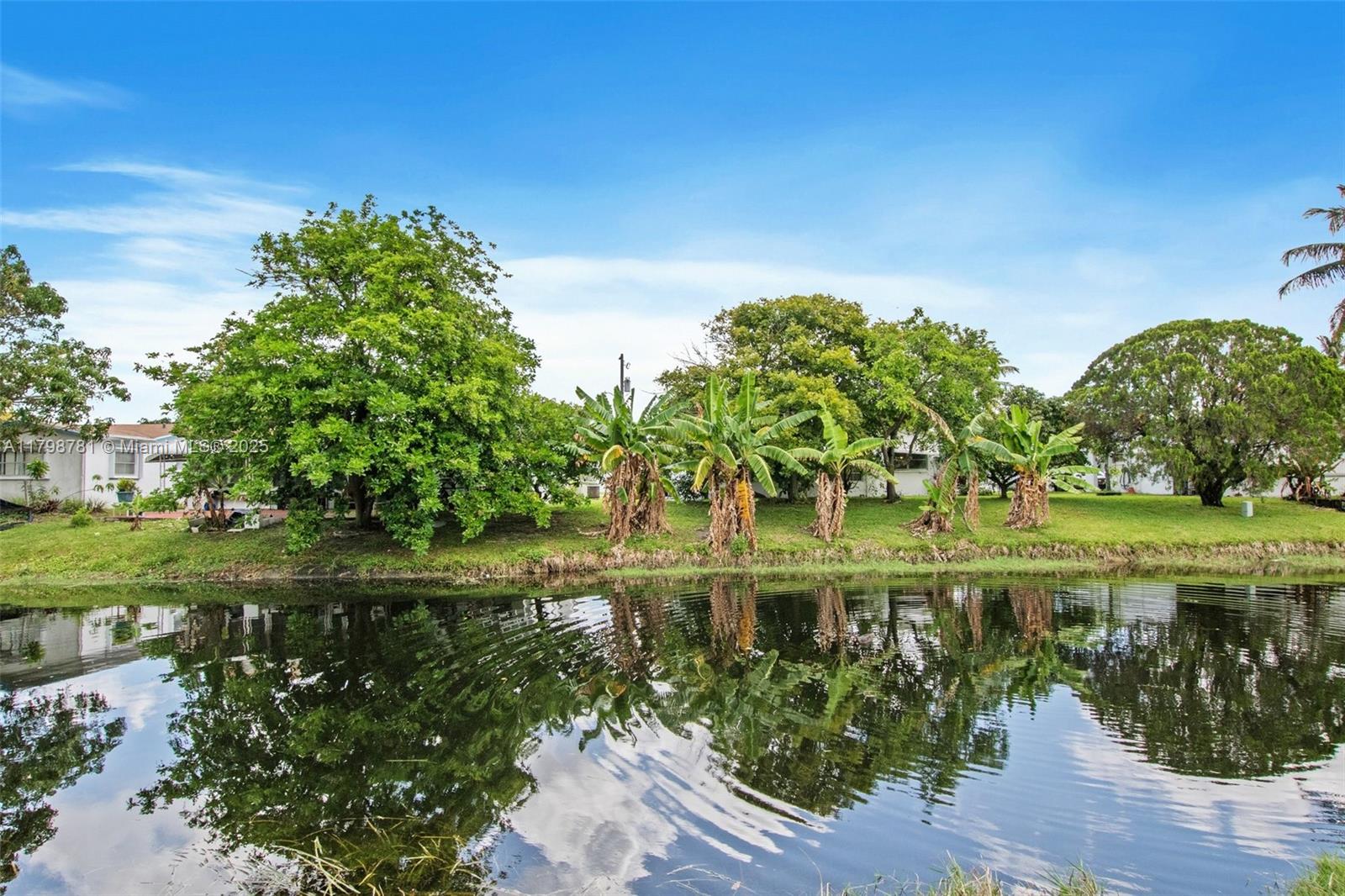 4216 NW 52nd Ave, Lauderdale Lakes, Florida image 16