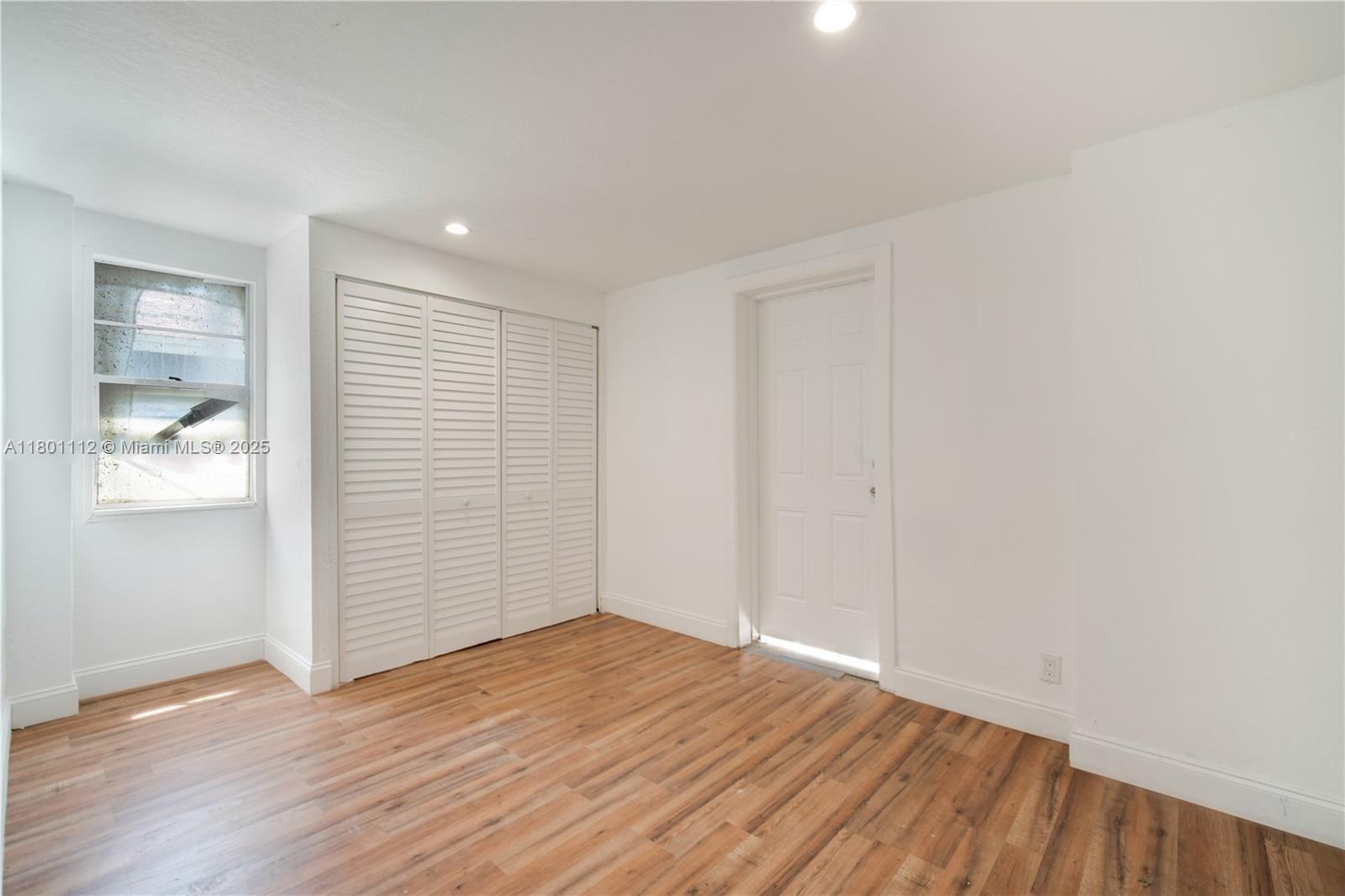 Residential, Hollywood, Florida image 13