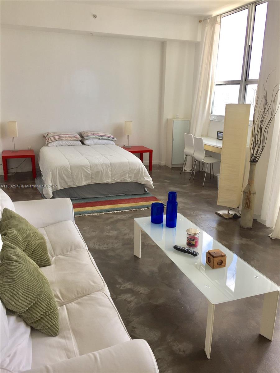 133 NE 2nd Ave #2205, Miami FL 33132