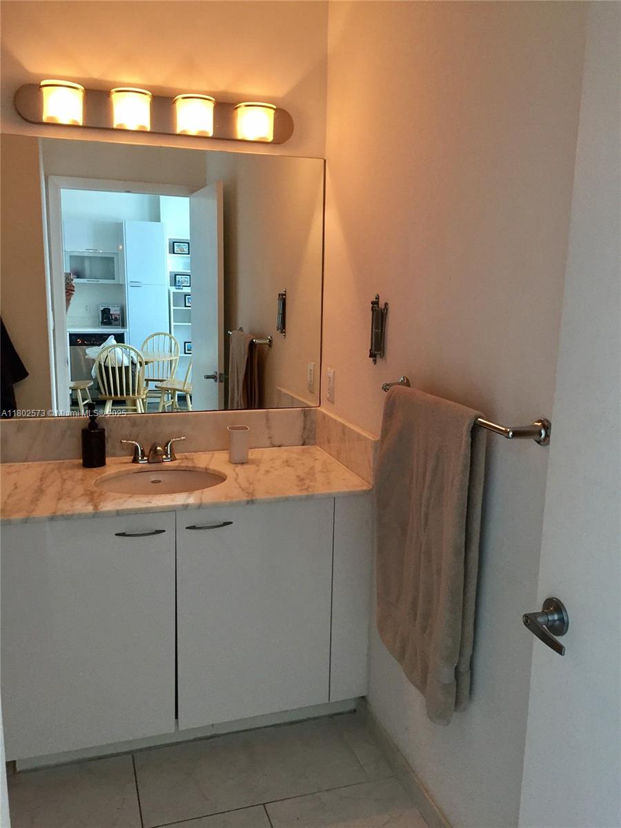 133 NE 2nd Ave #2205, Miami FL 33132