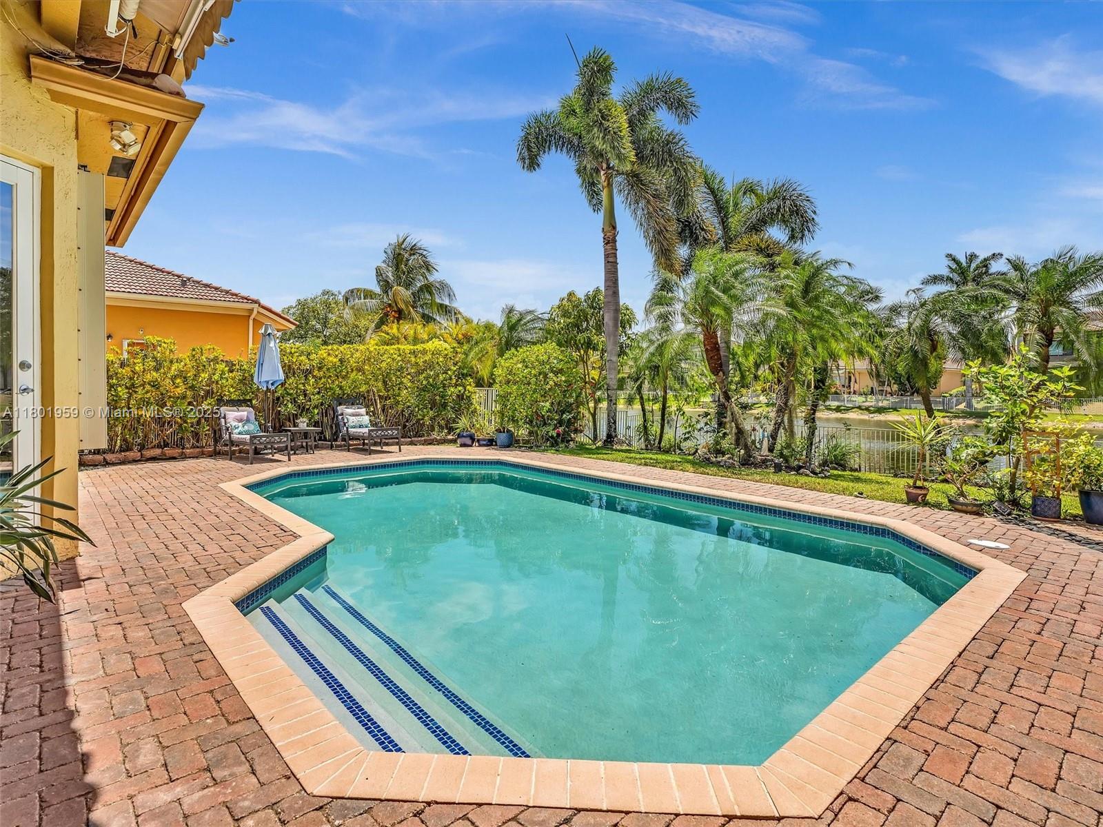 House for Sale in Miramar, FL