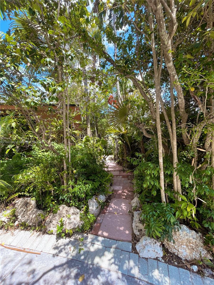 18710 Belmont Dr, Cutler Bay, Florida image 37